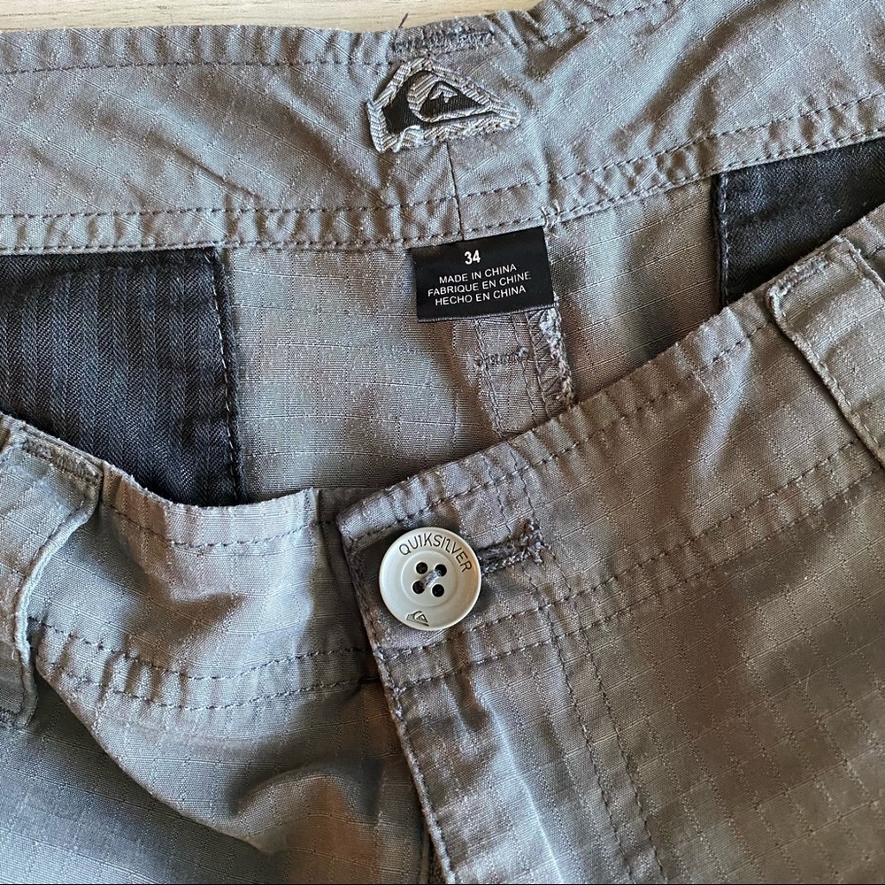Men’s Quiksilver Shorts - Picture 11 of 13